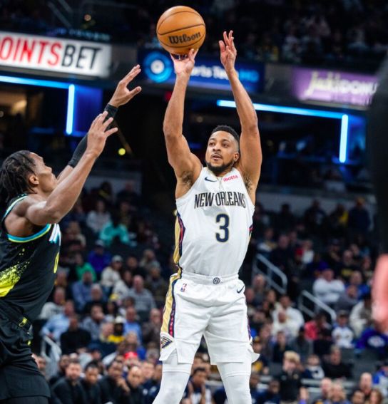 爱游戏APP-快船力克步行者，麦科勒姆点燃赛场