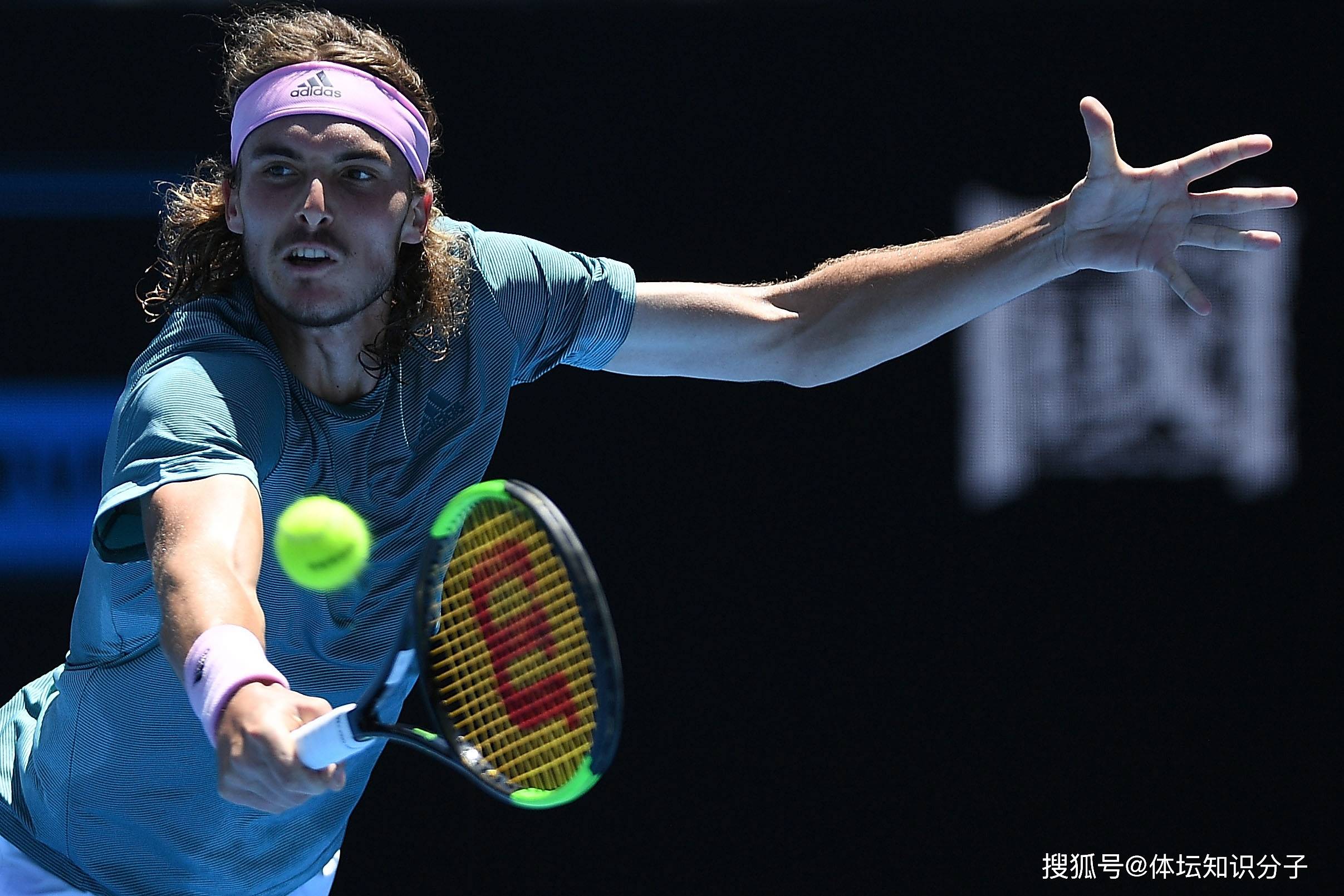 爱游戏在线-拉沃尔杯鏖战蒙特卡洛大师赛，西西帕斯扛起全队