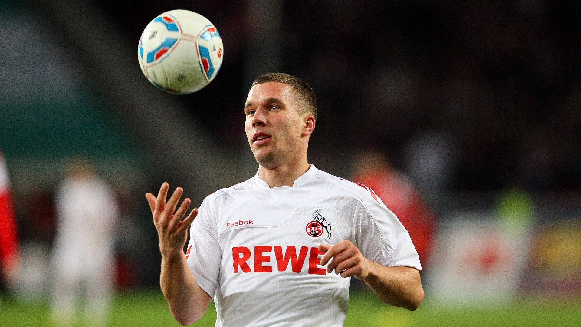 爱游戏tv-美加墨世界杯焦点战,独行侠逆转湖人,篮球全球化浪潮下的新叙事