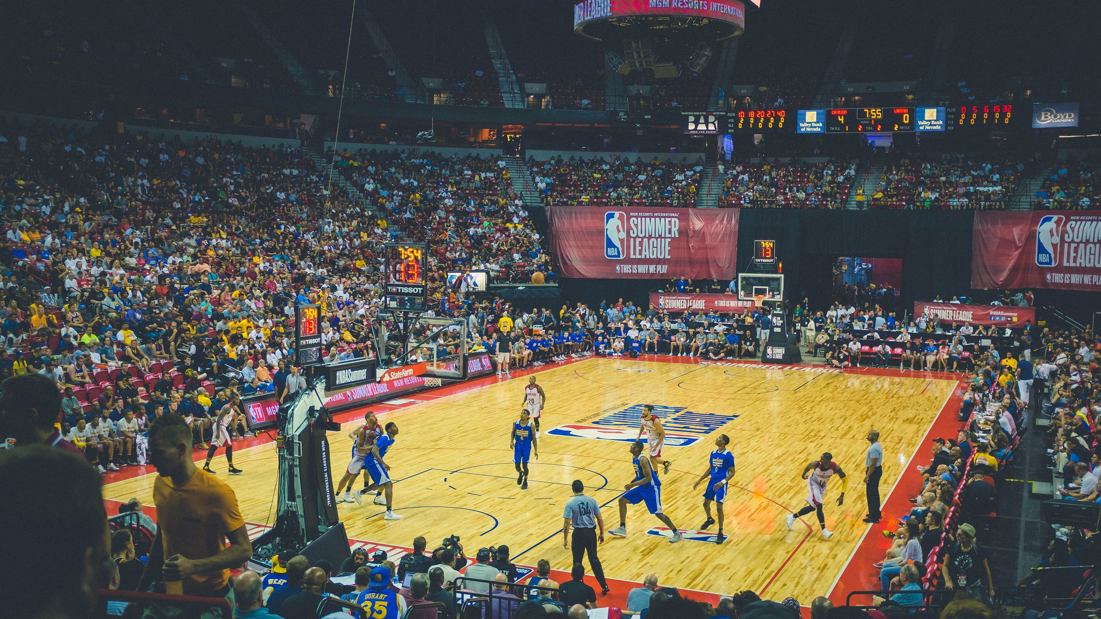 爱游戏-詹姆斯存在感拉满！广厦与辽宁的宿命对决，是CBA的终极答案吗？