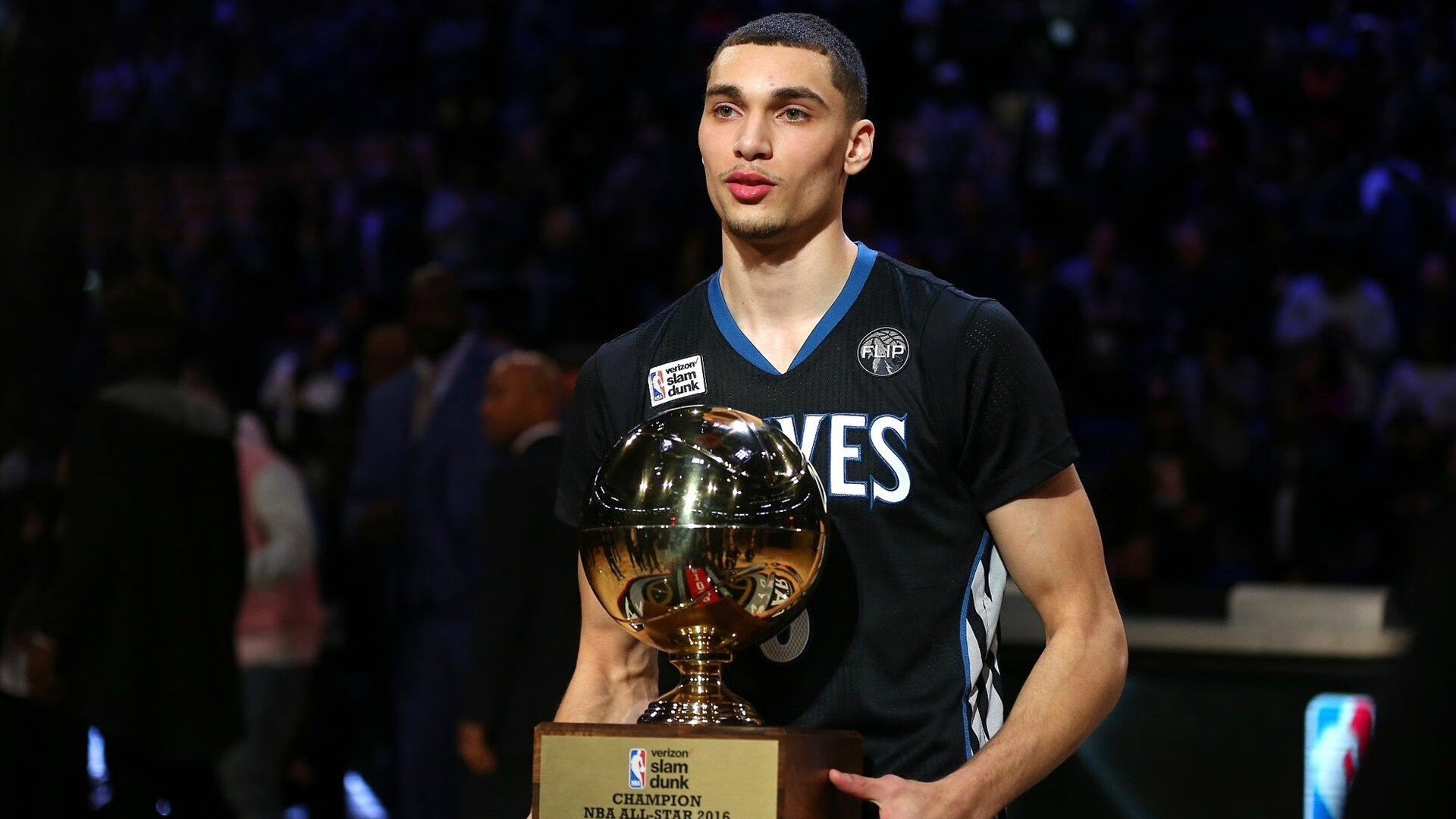 爱游戏大厅-独行侠的逆袭，哈登在年度焦点之战接管比赛